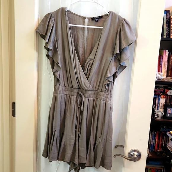 Trixxi V-Neck Romper - Picture 1 of 5